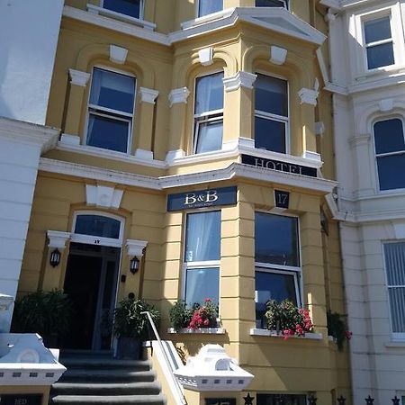 Bed and Breakfast 17 Wilmington Square Истбурн Экстерьер фото