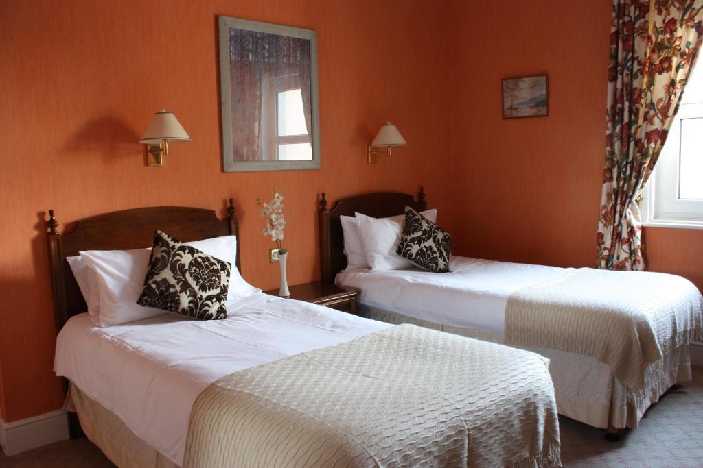 Bed and Breakfast 17 Wilmington Square Истбурн Экстерьер фото