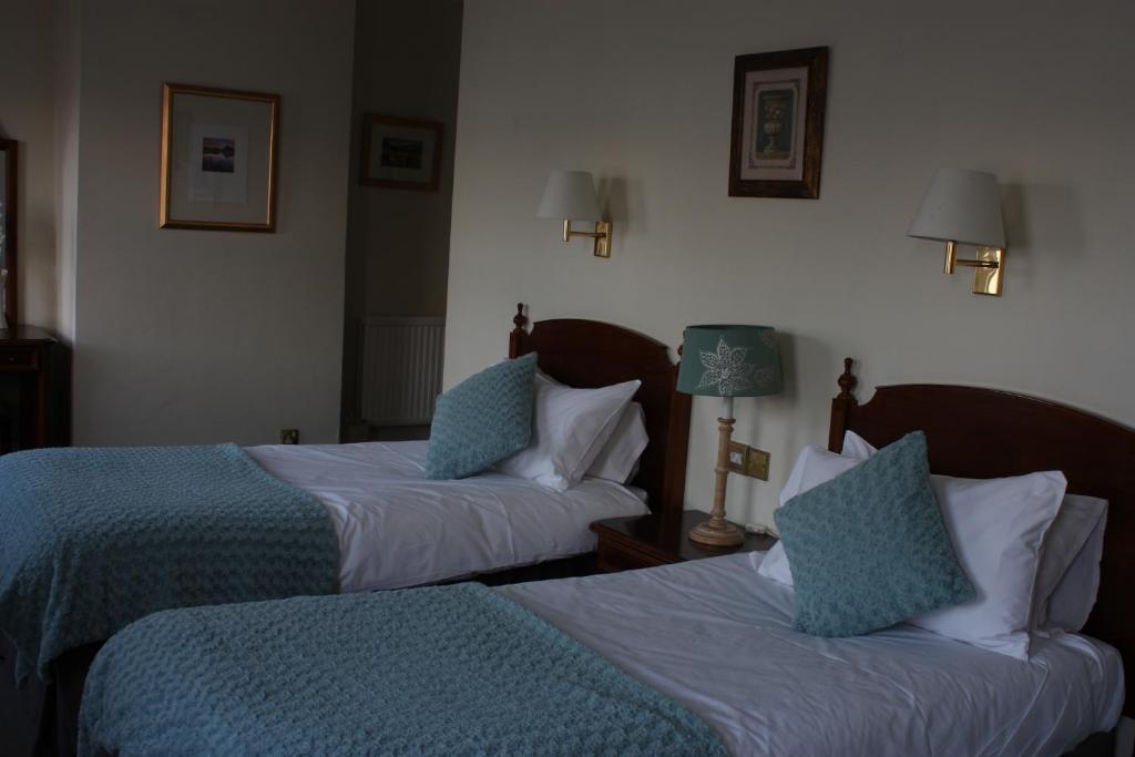 Bed and Breakfast 17 Wilmington Square Истбурн Номер фото
