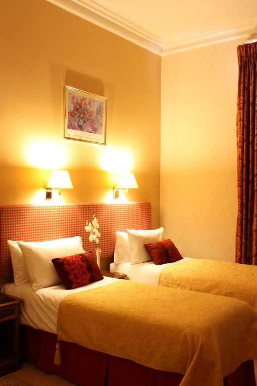 Bed and Breakfast 17 Wilmington Square Истбурн Номер фото